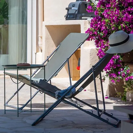 Βίλα 140m With Pool Near Cannes *