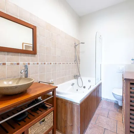 140m With Pool Near Cannes 勒卡内