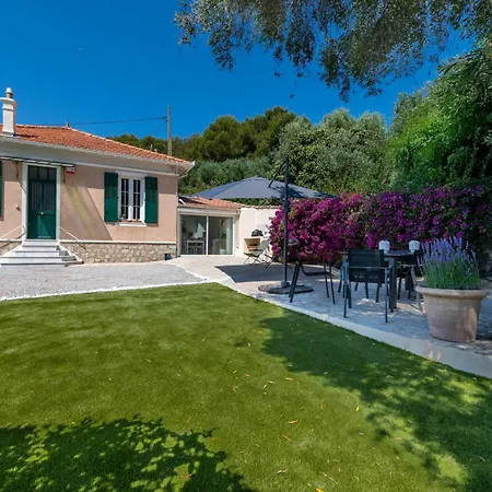 Villa 140m With Pool Near Cannes *